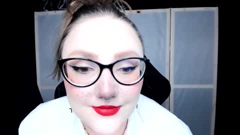 Snapshot of motorkate chatting on 12-02-25, 11:34 motorkate online show from 12-02-25, 11:34