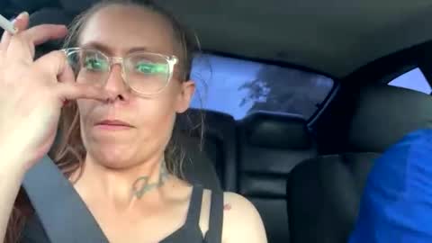 Snapshot of mottsmuff chatting on 11-09-25, 02:37 B online show from 11-09-25, 02:37