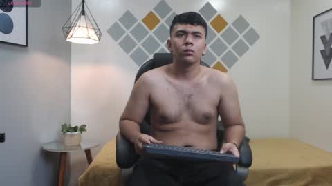 Mou Fly online show from 09-23-25, 01:36