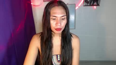 mouiline_rouge69 online show from 02-19-25, 08:33