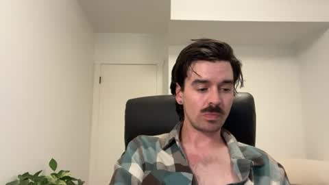 moustachematt online show from 06-12-26, 03:05