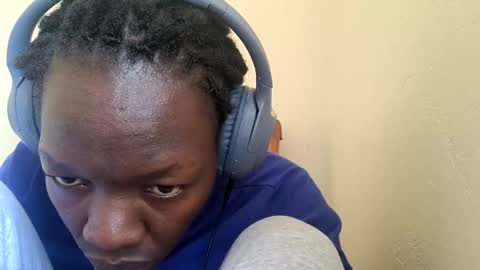 Mouthymiss online show from 11-14-25, 08:57