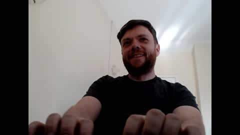 moveable online show from 04-24-26, 04:42