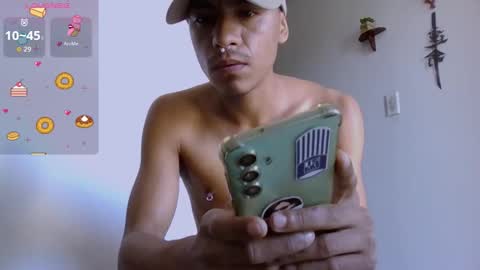 Snapshot of mowgli_ff chatting on 11-07-25, 01:11 Mowgli online show from 11-07-25, 01:11