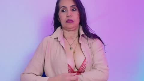 Snapshot of moxa_hot chatting on 05-12-26, 03:42 moxa hot online show from 05-12-26, 03:42