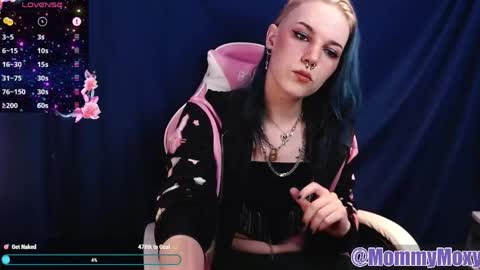 Moxy online show from 05-24-26, 06:02