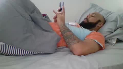 Snapshot of mr8plus chatting on 01-06-25, 09:11 Mr8 online show from 01-06-25, 09:11