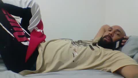 Snapshot of mr8plus chatting on 01-17-25, 06:15 Mr8 online show from 01-17-25, 06:15