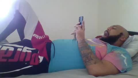 Snapshot of mr8plus chatting on 01-17-25, 07:27 Mr8 online show from 01-17-25, 07:27