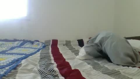 Snapshot of mr8plus chatting on 01-23-25, 06:35 Mr8 online show from 01-23-25, 06:35