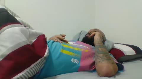 Snapshot of mr8plus chatting on 01-29-25, 03:44 Mr8 online show from 01-29-25, 03:44