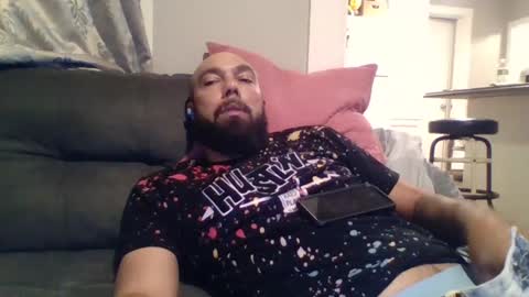 Snapshot of mr8plus chatting on 09-10-25, 12:21 Mr8 online show from 09-10-25, 12:21