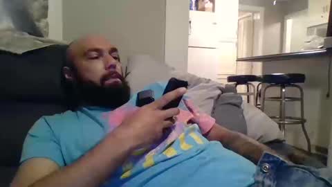 Snapshot of mr8plus chatting on 10-10-25, 10:31 Mr8 online show from 10-10-25, 10:31