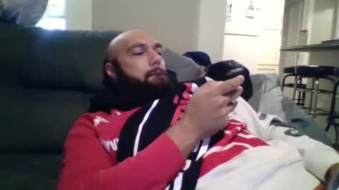 Snapshot of mr8plus chatting on 10-31-25, 10:00 Mr8 online show from 10-31-25, 10:00