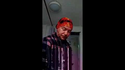 mr_i_ online show from 06-11-26, 07:50