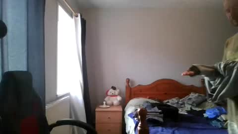 mr_i_ online show from 06-22-26, 07:44