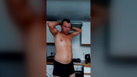 mr_i_ online show from 08-01-26, 07:40