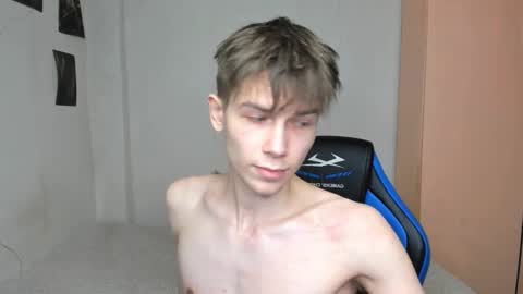 Makentoshi online show from 02-24-25, 04:36