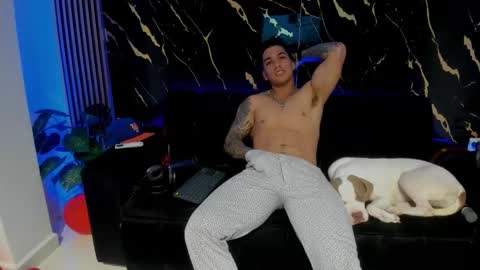 mr_maximo online show from 02-18-26, 05:03