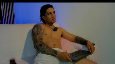 mr_maximo online show from 04-18-26, 05:00