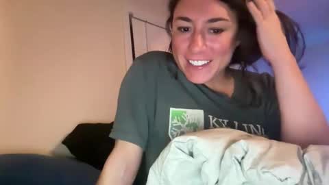 Mr  Mrs Glitter online show from 02-06-26, 06:51