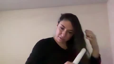 Mr  Mrs Glitter online show from 03-05-26, 04:08