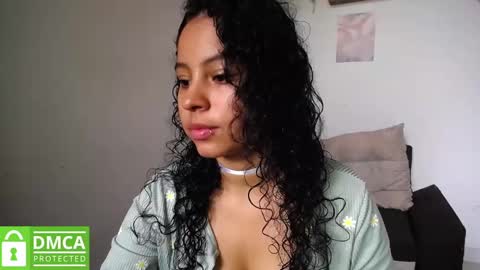 Snapshot of mr_mrscurie chatting on 01-24-25, 03:45 Mr Mrs Curie online show from 01-24-25, 03:45