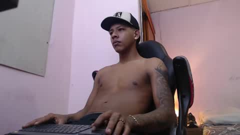 mr_stiven_ online show from 01-12-25, 12:28