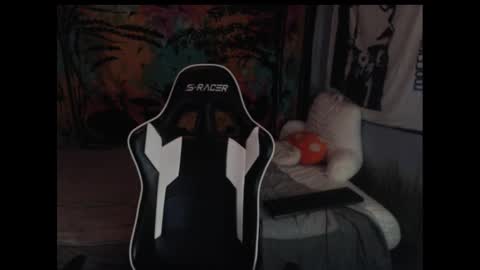 mr_strawberry online show from 09-30-25, 09:14