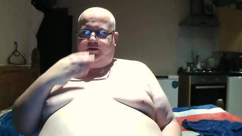 Snapshot of mralistairgoldiegmailcom chatting on 09-22-25, 07:27 Professor-Perv online show from 09-22-25, 07:27