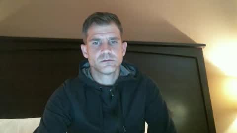 MrAsstastix online show from 10-21-25, 04:46