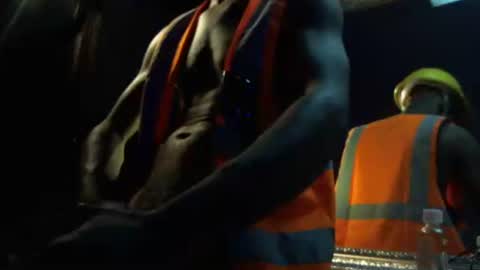 Snapshot of mrbigdiq chatting on 01-08-25, 11:21 MrBigDiQ1 online show from 01-08-25, 11:21