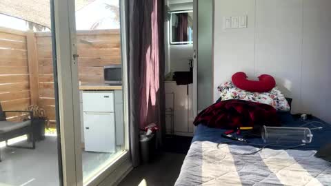 Snapshot of mrbigdthomas chatting on 03-03-26, 04:57 MrBigDThomas online show from 03-03-26, 04:57