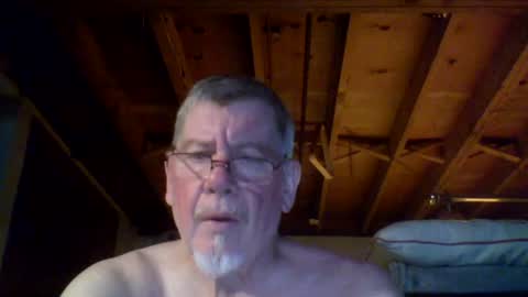 Snapshot of mrblade666 chatting on 07-15-26, 01:44 mrblade666 online show from 07-15-26, 01:44