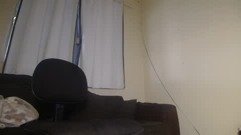Snapshot of mrbrown_strong chatting on 05-22-26, 11:49 mr brown online show from 05-22-26, 11:49