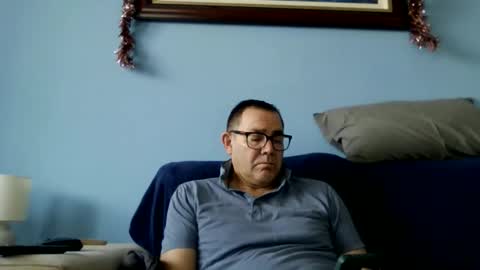 Mrcaruso online show from 12-19-25, 11:17