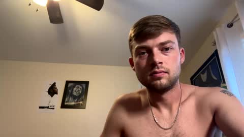 Snapshot of mrcoolguy68 chatting on 09-26-25, 04:44 mrcoolguy68 online show from 09-26-25, 04:44