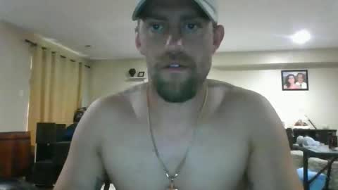 Snapshot of mrcumfixit chatting on 06-04-26, 09:10 mrcumfixit online show from 06-04-26, 09:10