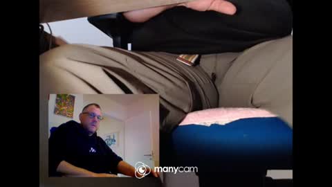 Snapshot of mrduplo1975 chatting on 06-14-26, 08:49 MrJohnsen1975 online show from 06-14-26, 08:49