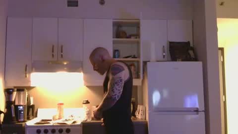 IwantU2WatchME online show from 04-04-26, 10:24