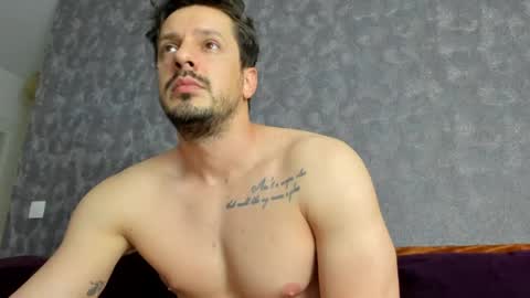 Snapshot of mrfitu chatting on 04-19-26, 11:07 David online show from 04-19-26, 11:07