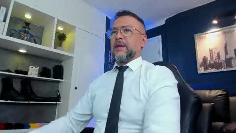 MrFrank. online show from 06-11-26, 02:26
