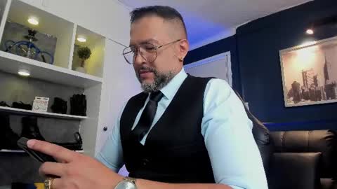 MrFrank. online show from 06-12-26, 03:00