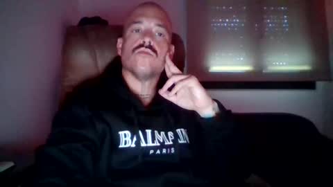 Snapshot of mrhames2020 chatting on 04-27-26, 07:39 mrhames2020 online show from 04-27-26, 07:39