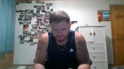 mrhandsome_1 online show from 02-16-26, 01:51