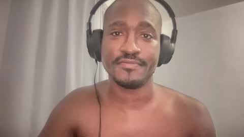 Snapshot of mrjazzman934061 chatting on 11-25-25, 06:02 mrjazzman934061 online show from 11-25-25, 06:02