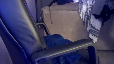 Need a boy toy  online show from 01-01-25, 10:56