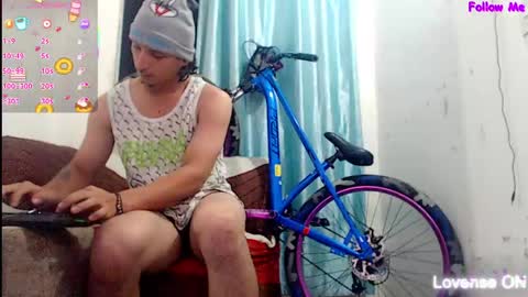 Snapshot of mrkingsaintx chatting on 06-04-26, 12:49 DEIVI online show from 06-04-26, 12:49