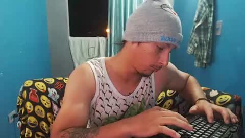 Snapshot of mrkingsaintx chatting on 07-14-26, 12:02 DEIVI online show from 07-14-26, 12:02