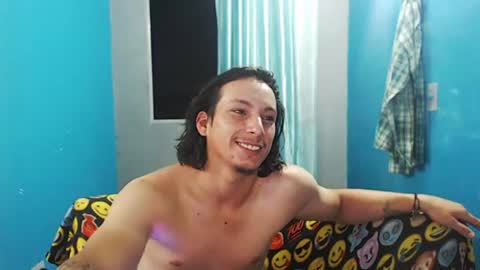 Snapshot of mrkingsaintx chatting on 07-15-26, 01:00 DEIVI online show from 07-15-26, 01:00